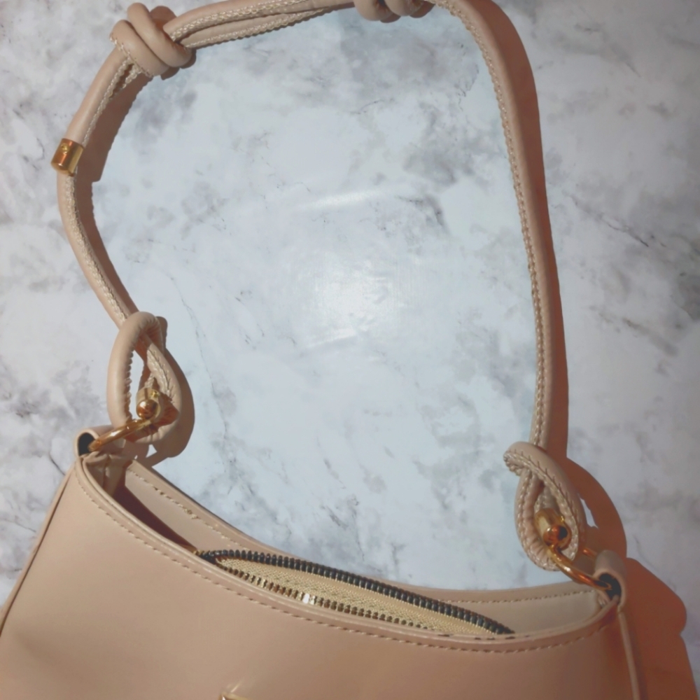 Handbag,  Armpit Held HandBag